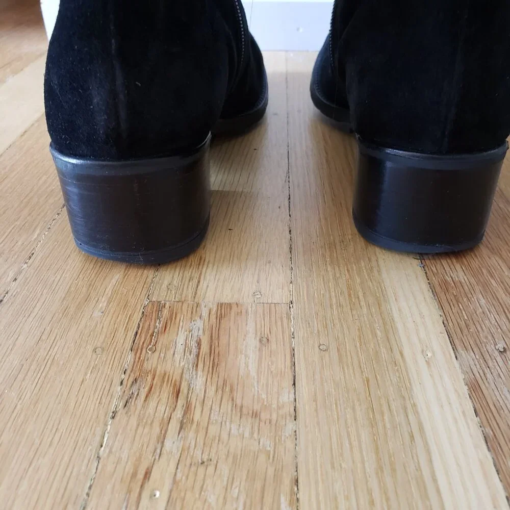 Barneys NY Women's Tall Black Suede Boots Buckle Size 7 - Picture 8 of 13
